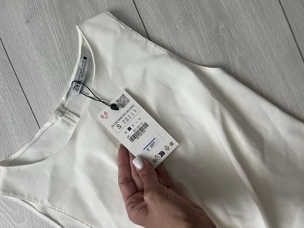 Сукня zara s m біла
