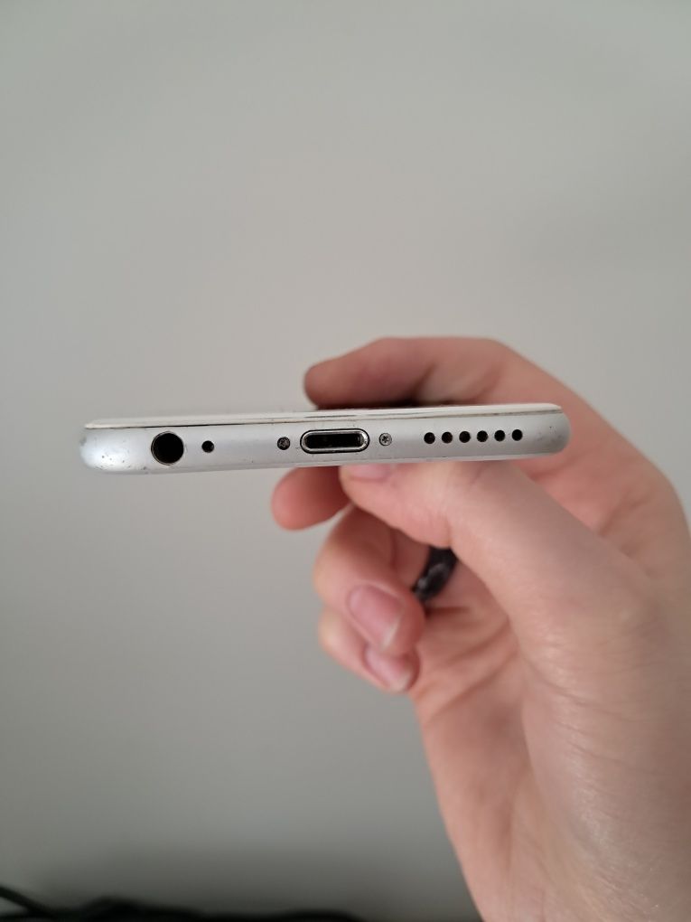 iPhone 6 uszkodzony części