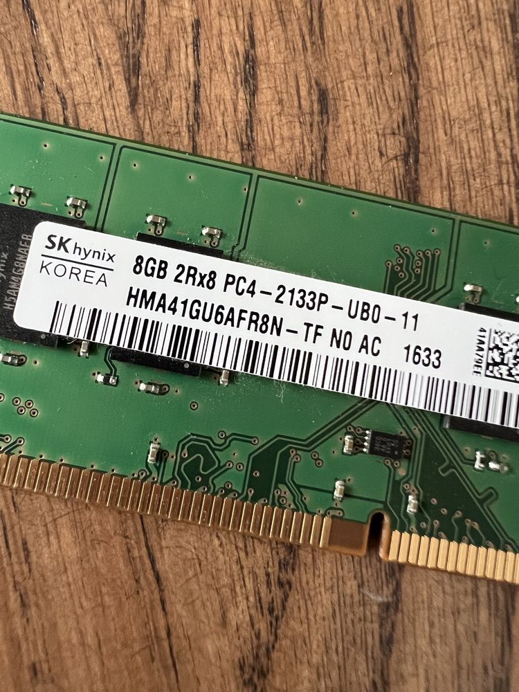 Pamieć RAM 8 GB ddr4 2133Hz 2Rx8 SK hynix