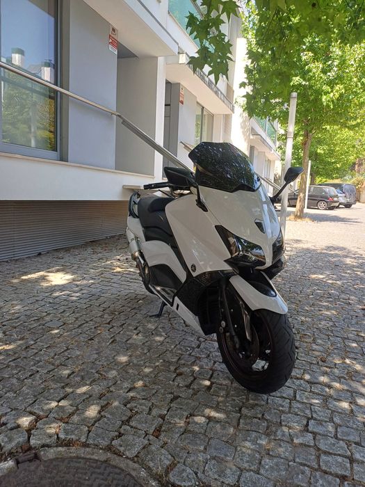 yamaha T-max 530