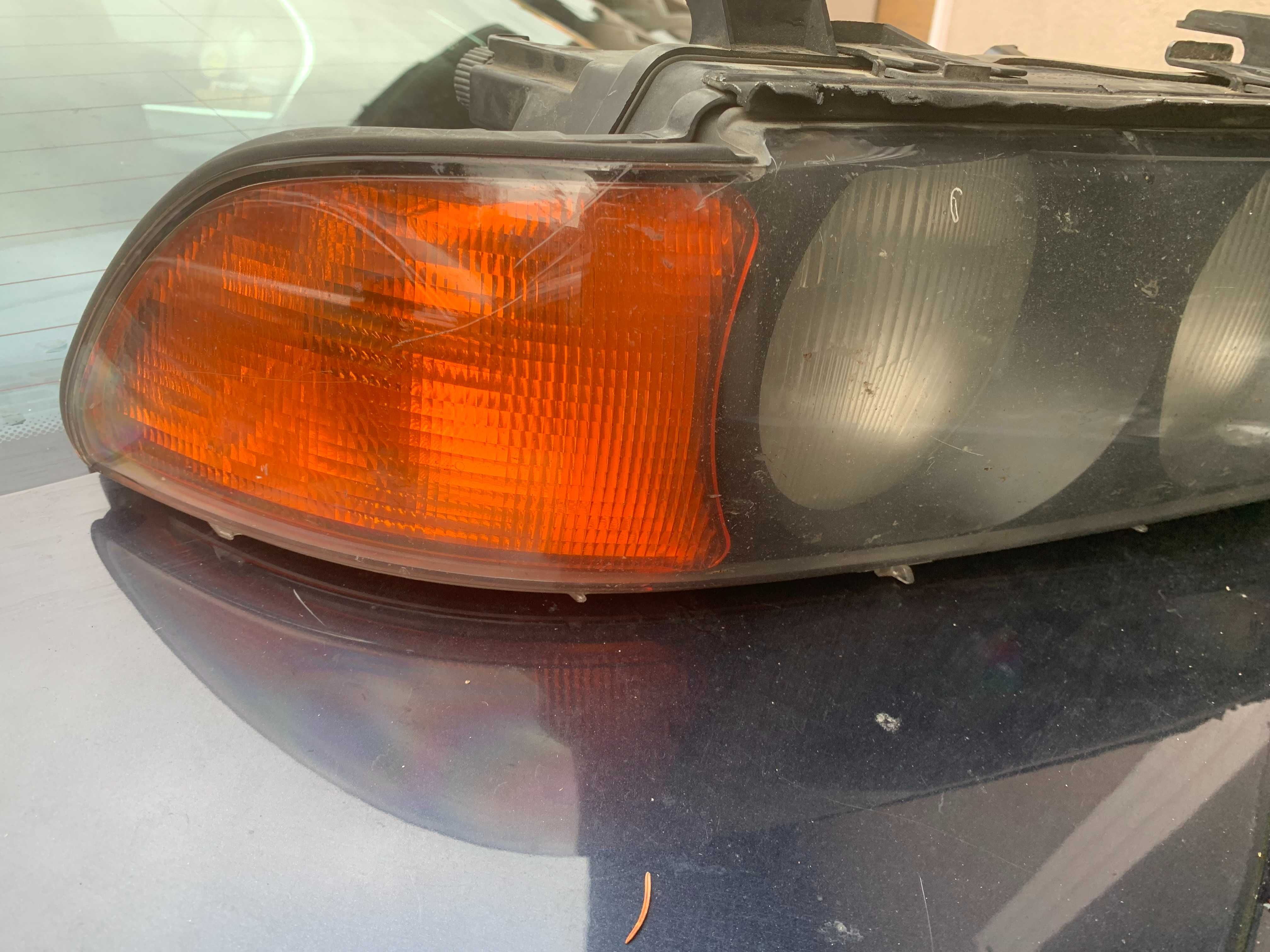 Bmw 5 e39 sedan kombi przed lift lampa prawa HELLA