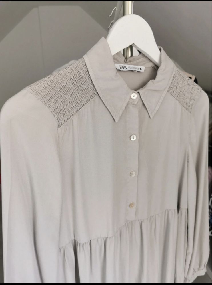 Szara sukienka elegancka Zara XS stójka haft