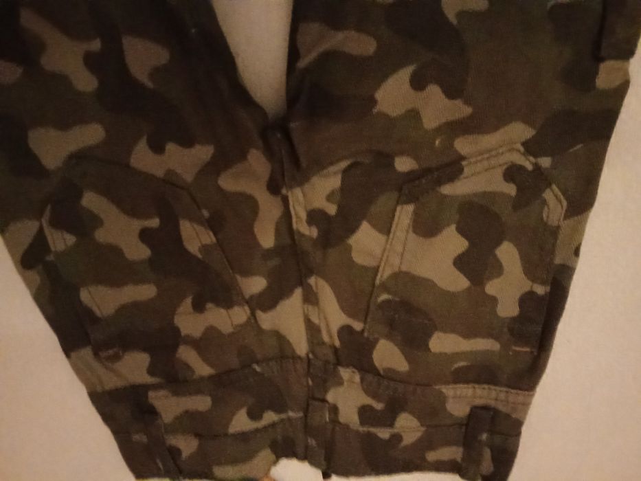 Calças camuflado menino 5 anos
