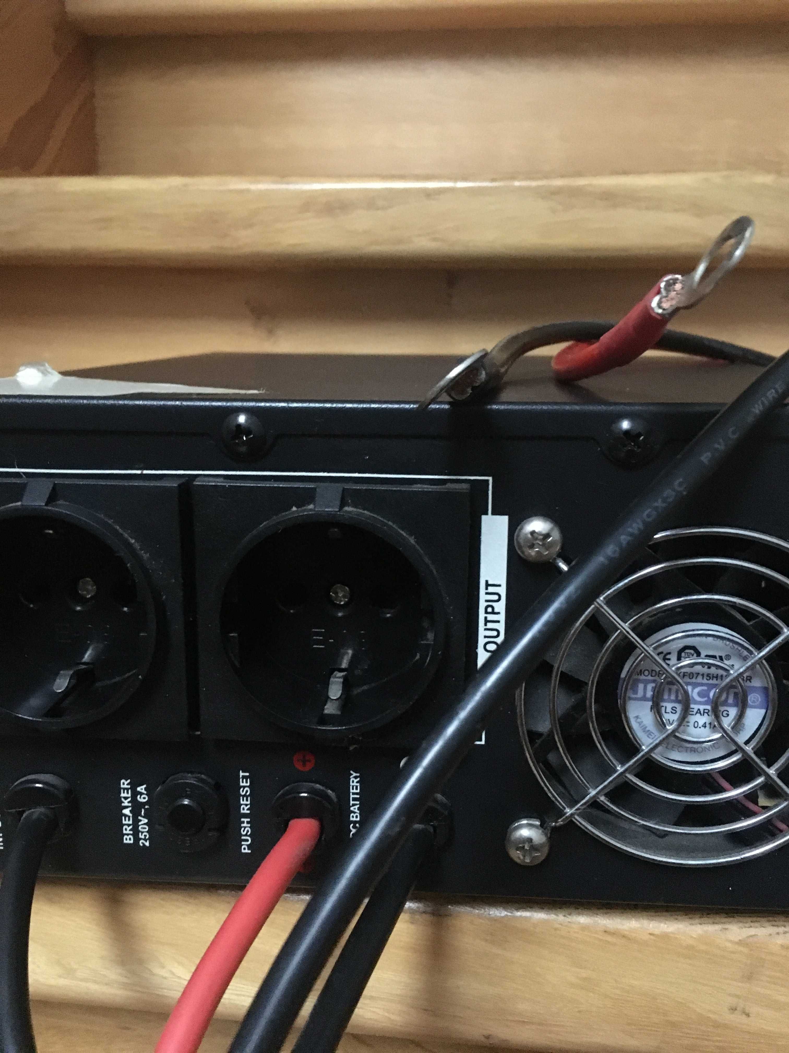 Zasilacz awaryjny UPS SINUS 400 W