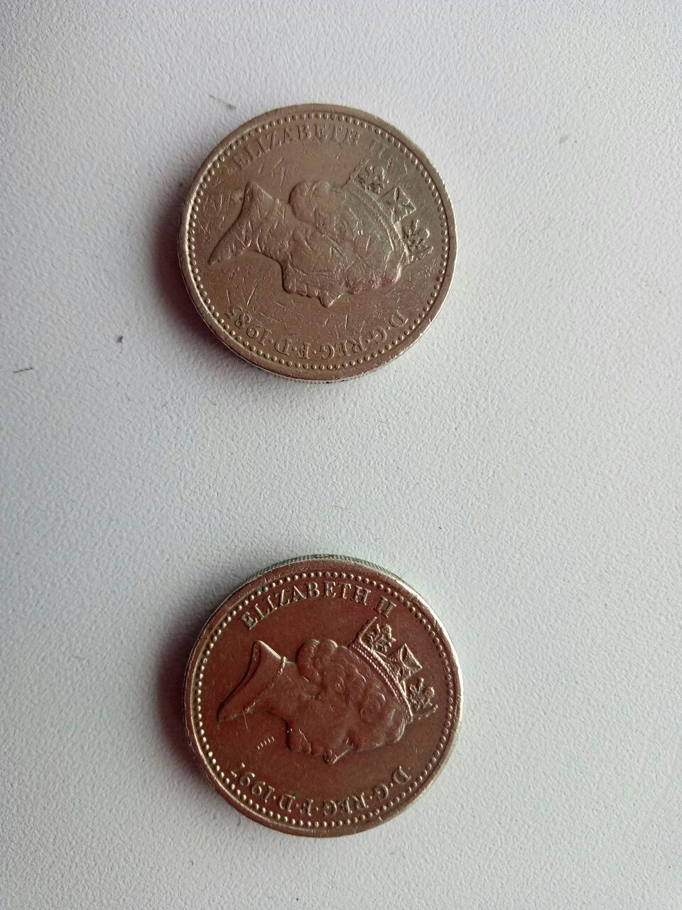 One pound 1985,1997 г.