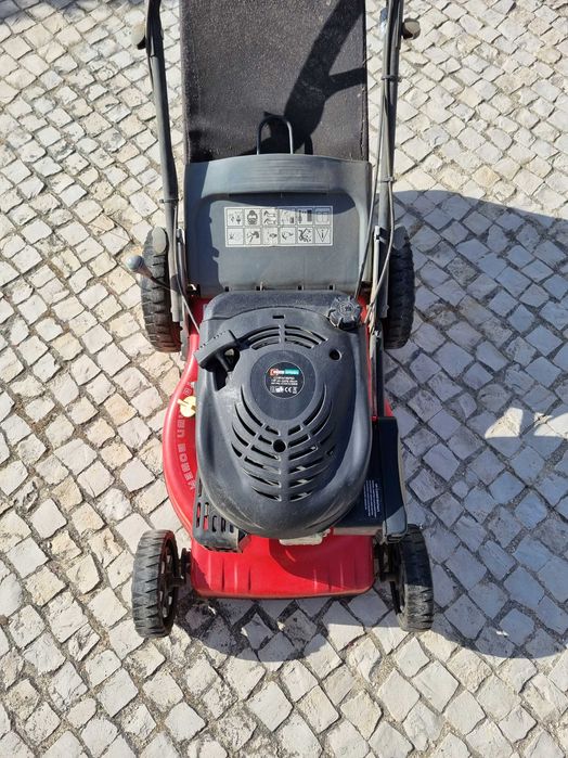 Corta relva gasolina