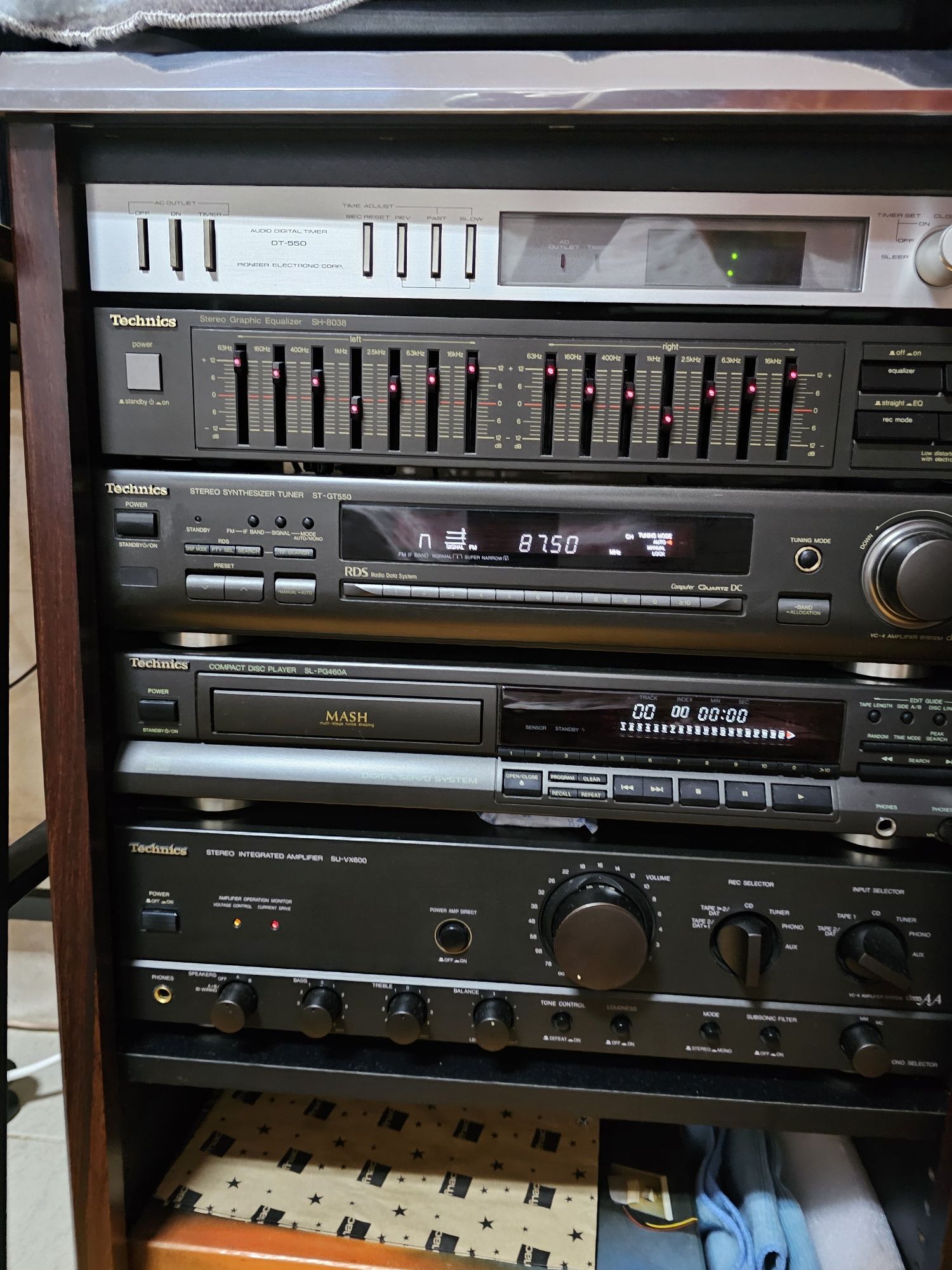 Aparelhagem Technics com temporizador Pioneer como nova.