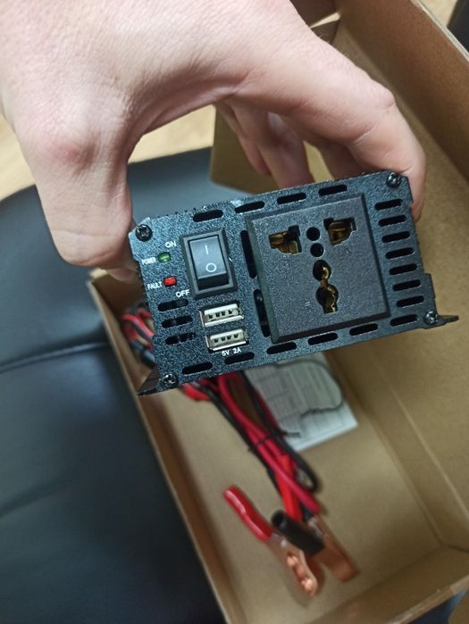 Інвертор з чистою синусоїдою