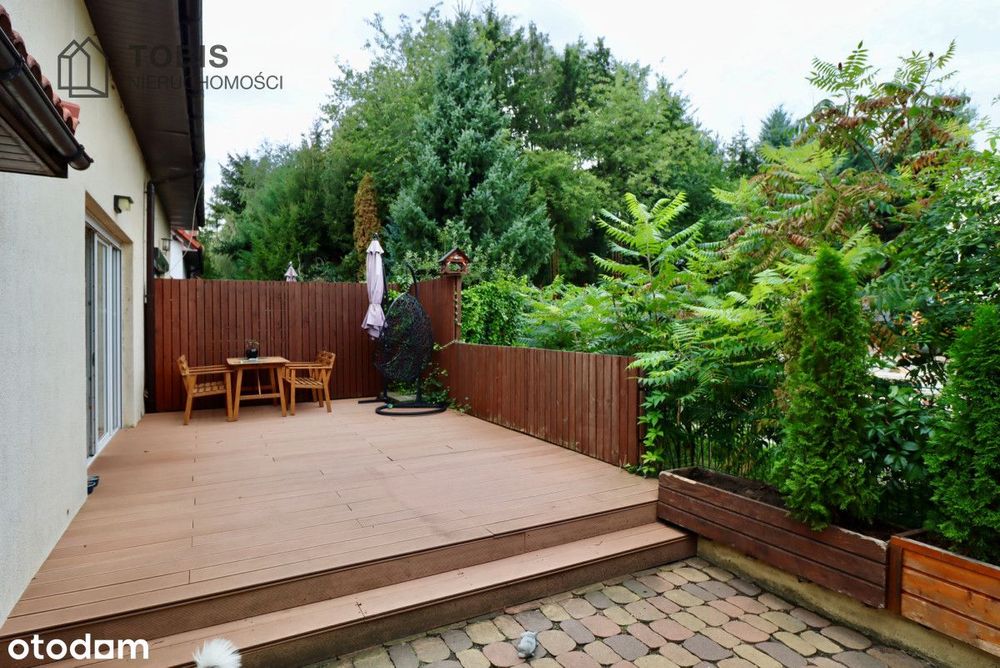 Nowoczesny, przestronny szeregowiec z tarasem!