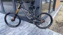 Pivot Phoenix DH Carbon  L 27,5
