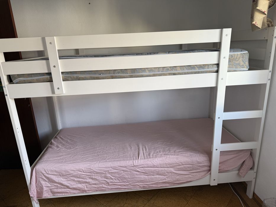Troco beliche  branca,da  ikea nova por cama de solteiro
