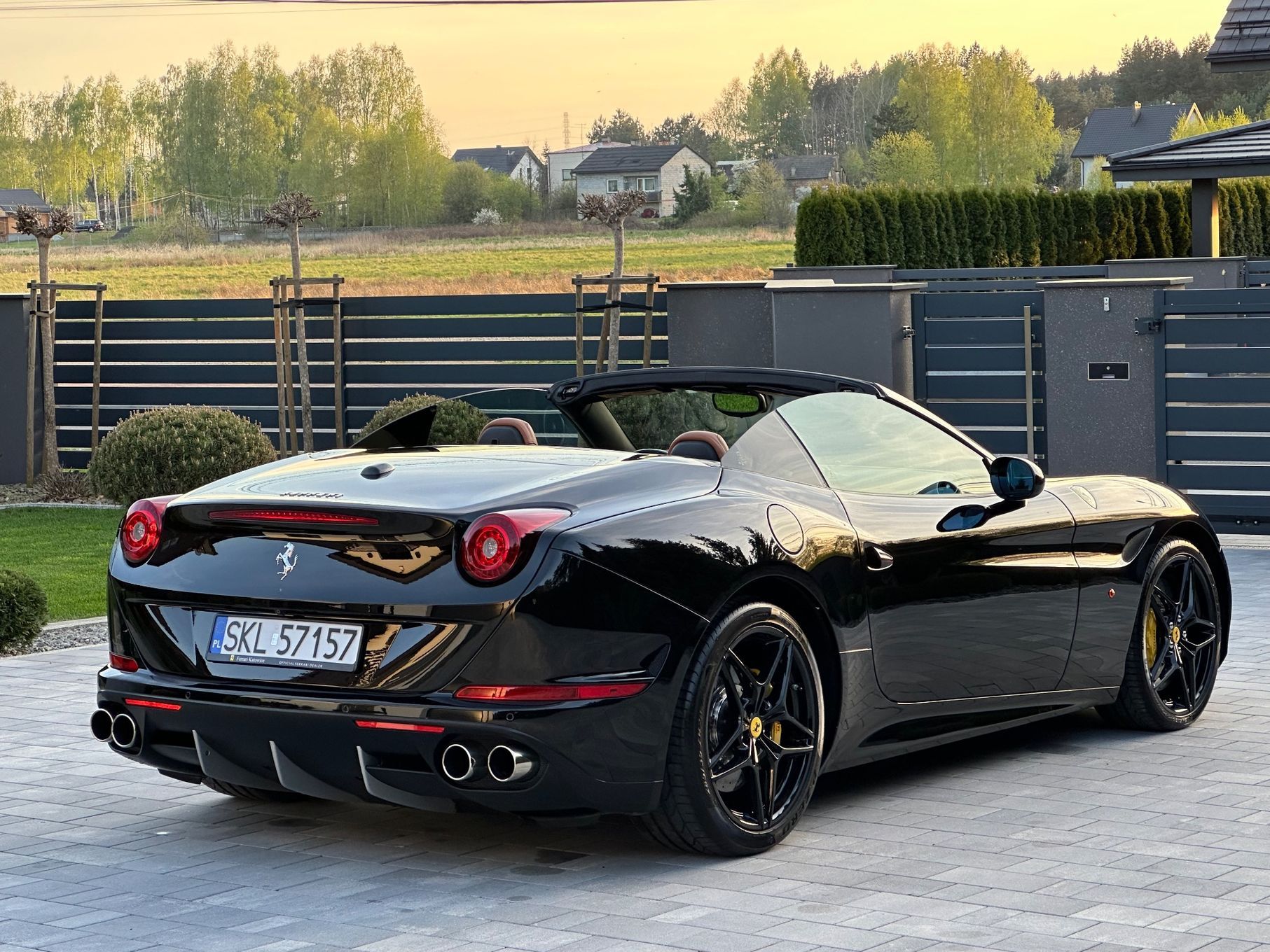Ferrari California T