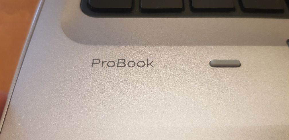 Portatil HP ProBook 650 G3 com cartão SIM ( Como novo )