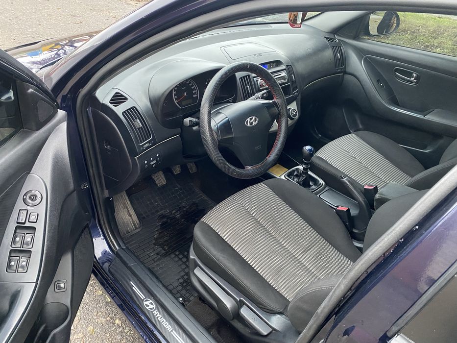 Hyundai Elantra 1.6 ГБО 2010г.