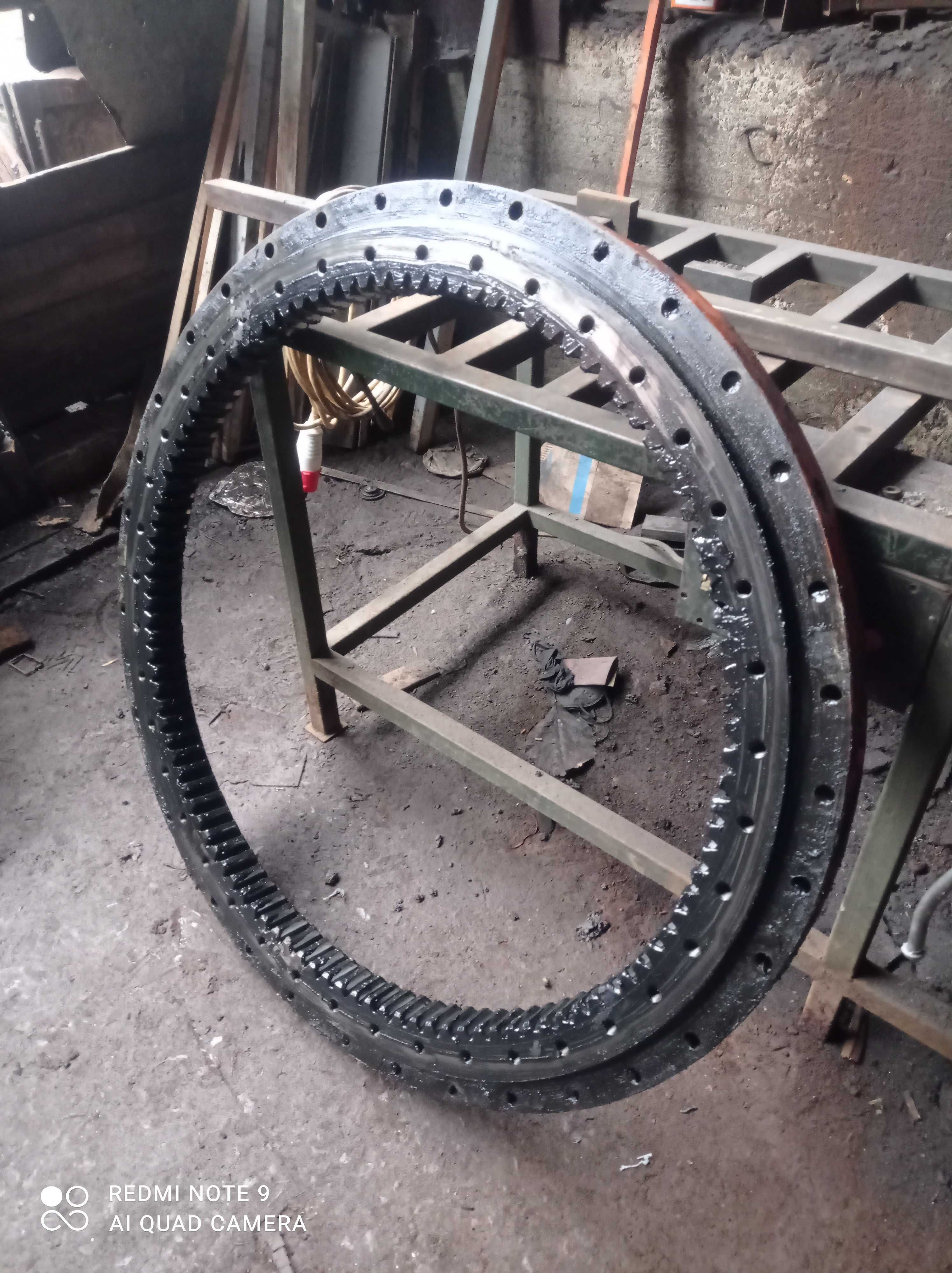Круг поворотний екскаватор 1404/1504/1304