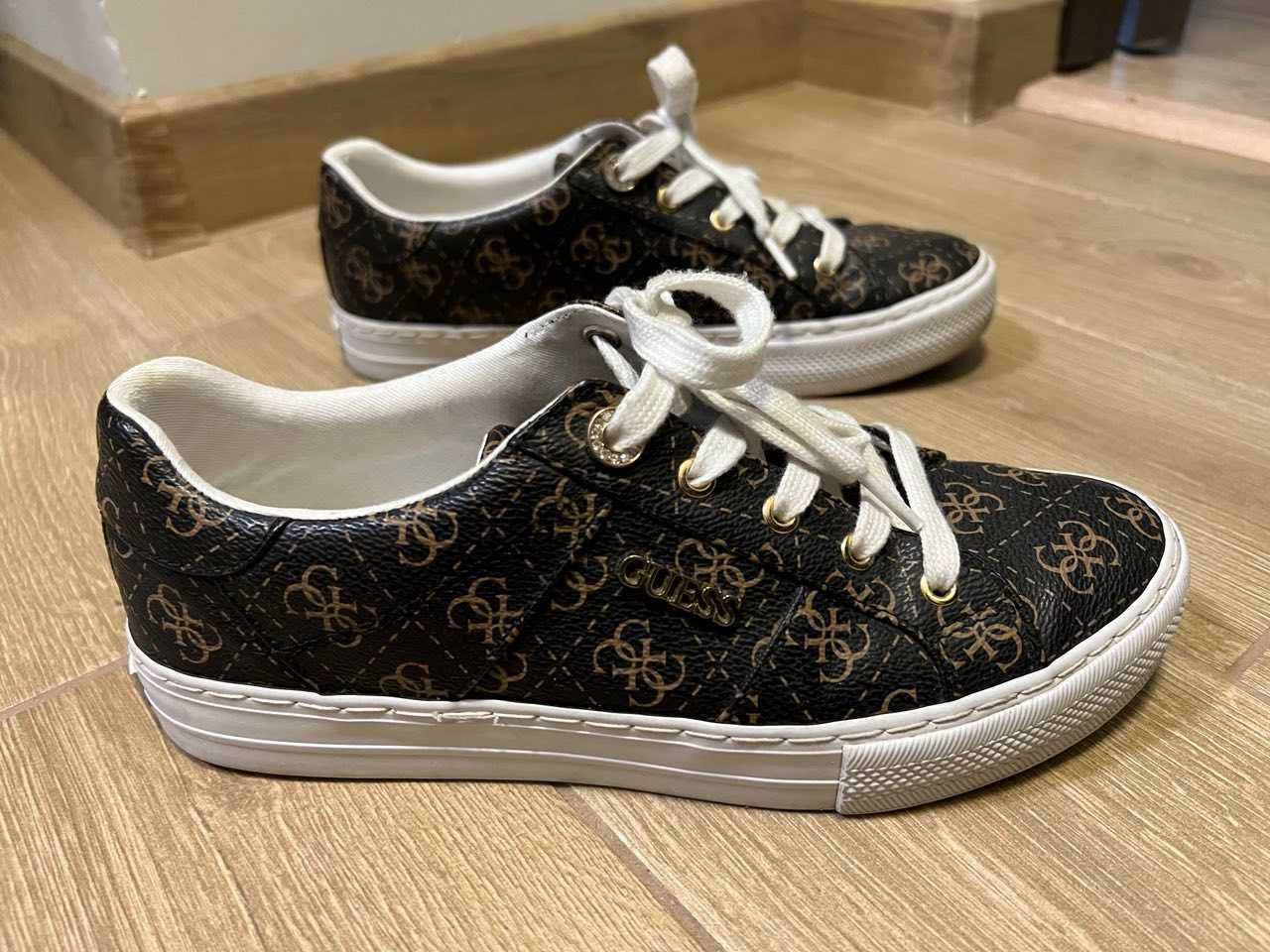 Жіночі кеди Guess Loven коричневі 38 розмір (7.5) 24.5 см