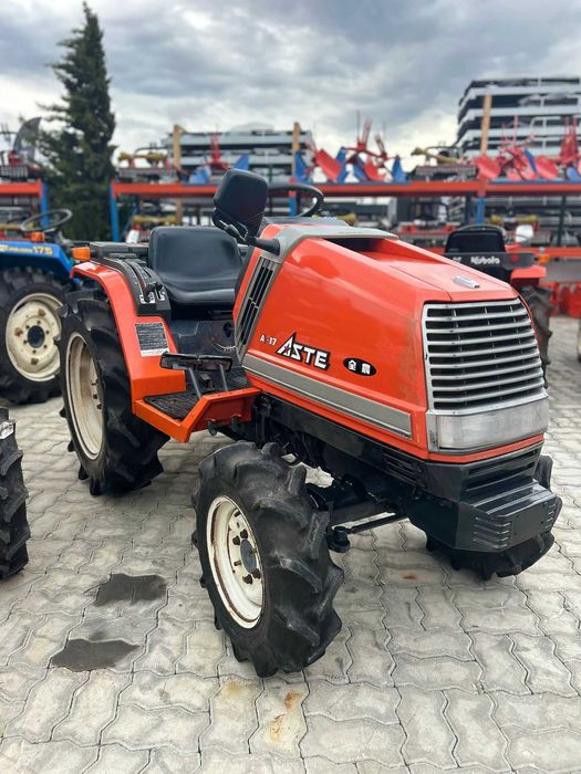 KUBOTA ASTE A17 imaculado
