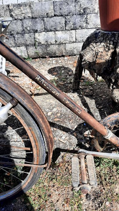 Bicicleta pasteleira inglesa Raleigh sports