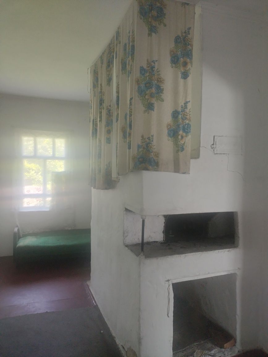 Продаж будинку в селі Левків