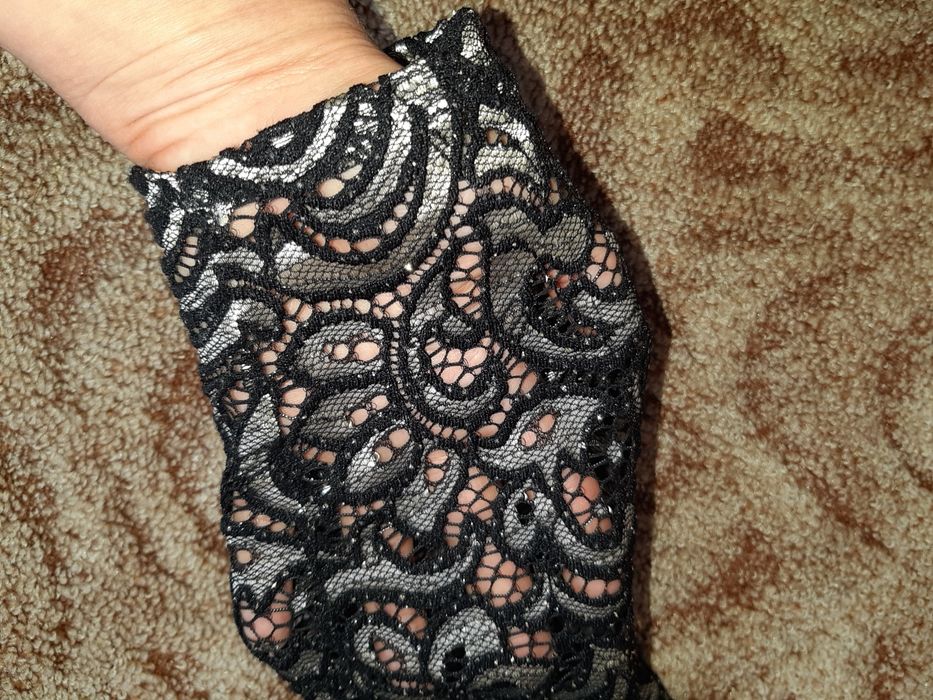 Мереживна сукня з напиленням 42 розмiру