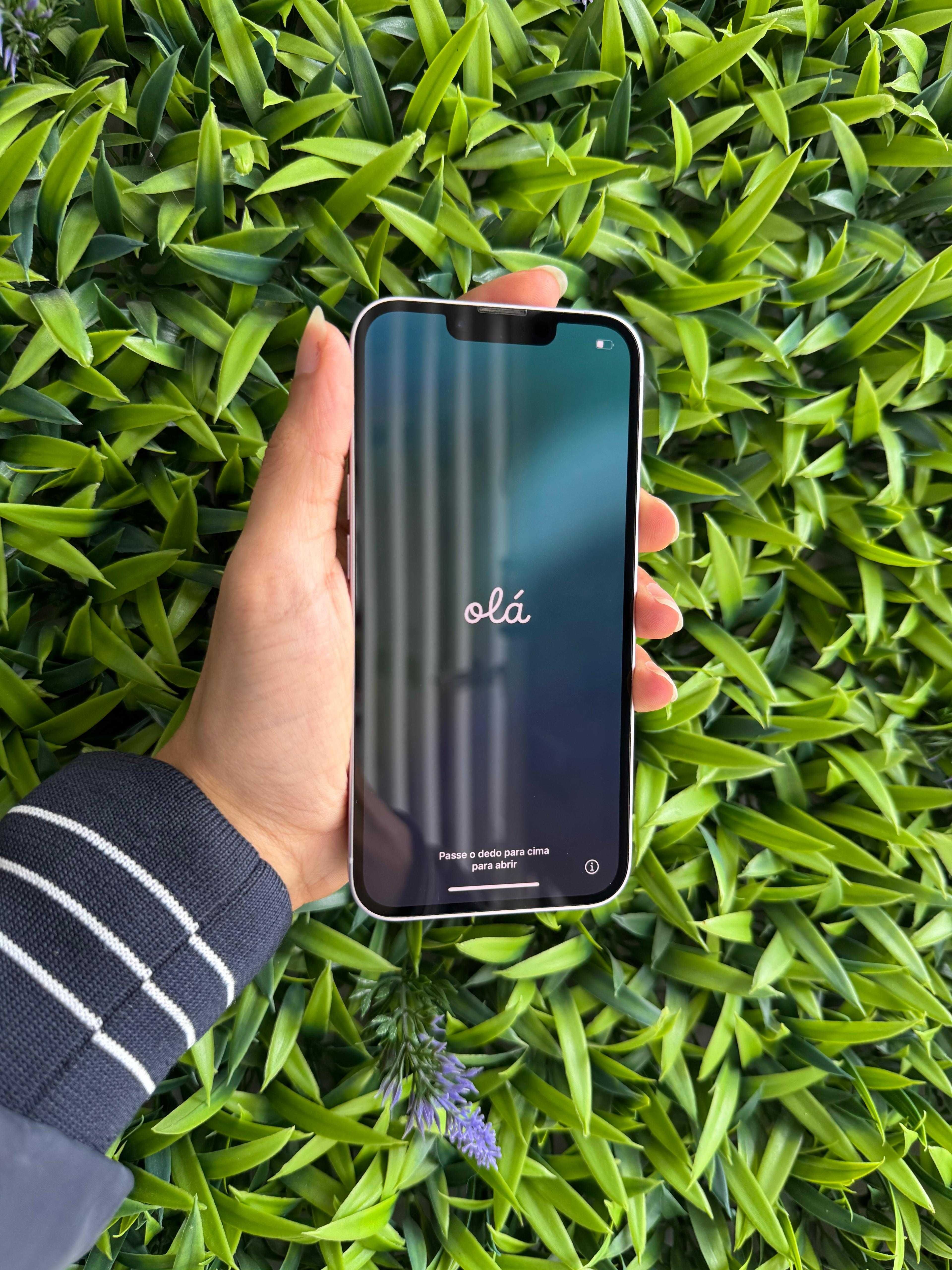 iPhone 14 128GB Versão eSIM Roxo - Loja Ovar