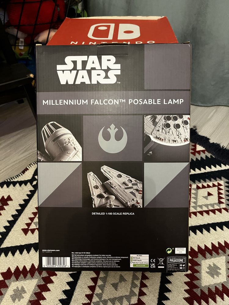 Star Wars Lampka na biurko Millenium Falcon Posable Gwiezde wojny