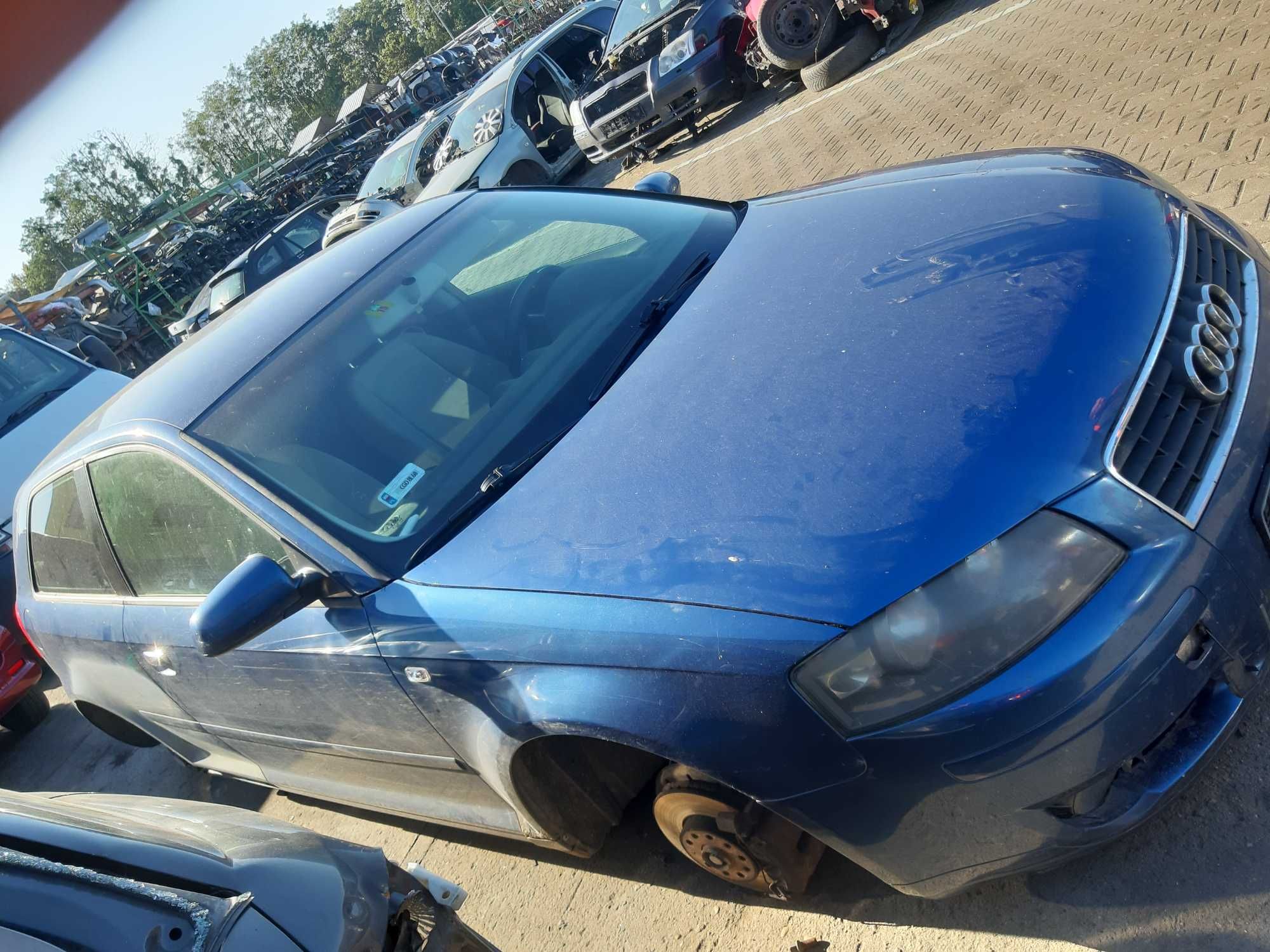 Maska Audi A3 8P k:LZ5C drzwi błotnik klapa zderzak lampa części