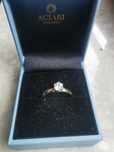 Pierścionek złoty 585 z brylantem 0.4 ct (certyfikat)
