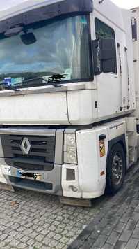 Renault AE e Reboque Schmitz