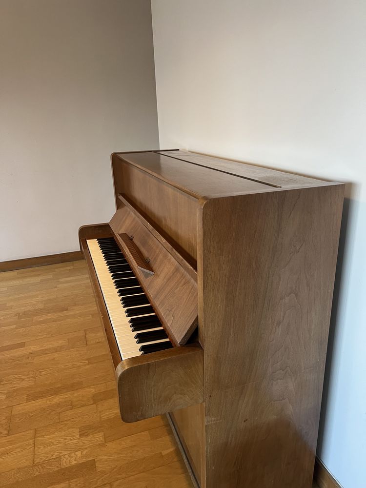 Piano Vertical Wohlfahrt Nidau