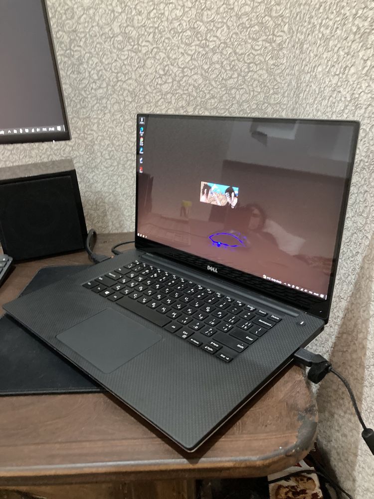 Продам dell Xps 9560 GTX1050, 4к дисплей , процессор 7 поколения