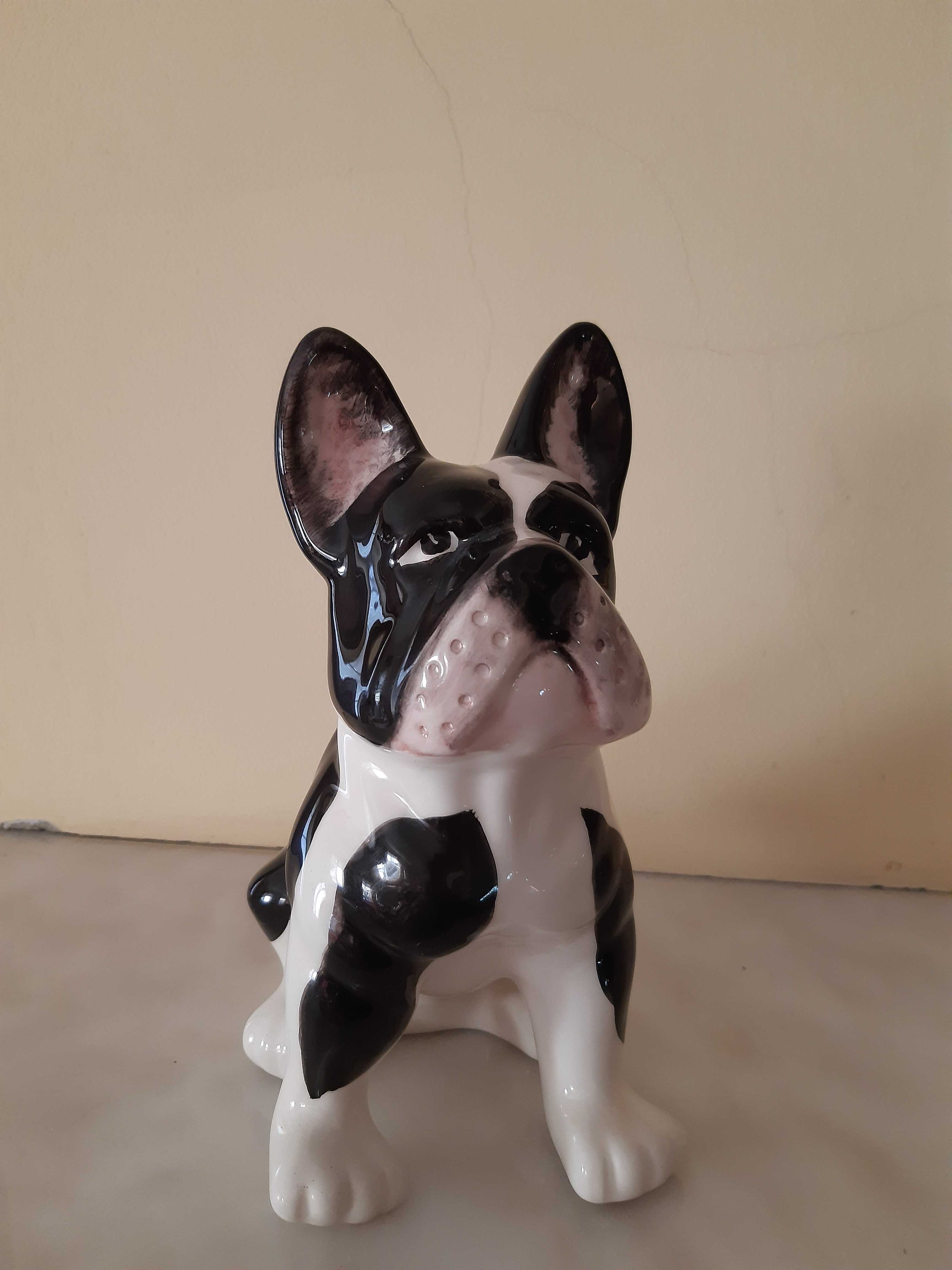 Bonecos de Porcelana e Barro Cão de Louça Jarras de Vidro Opalino