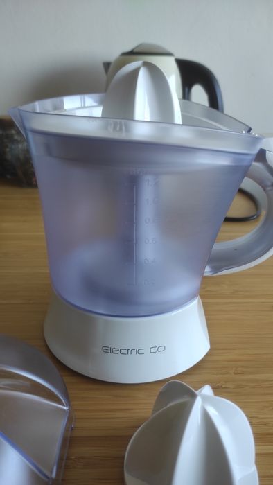 Máquina Espremedor de Citrinos