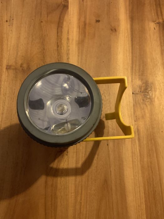 Lanterna portaril como nova