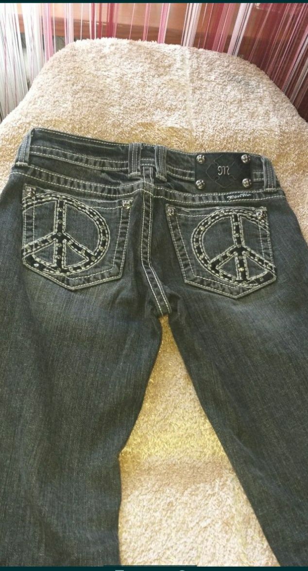 Женские  джинсы.
