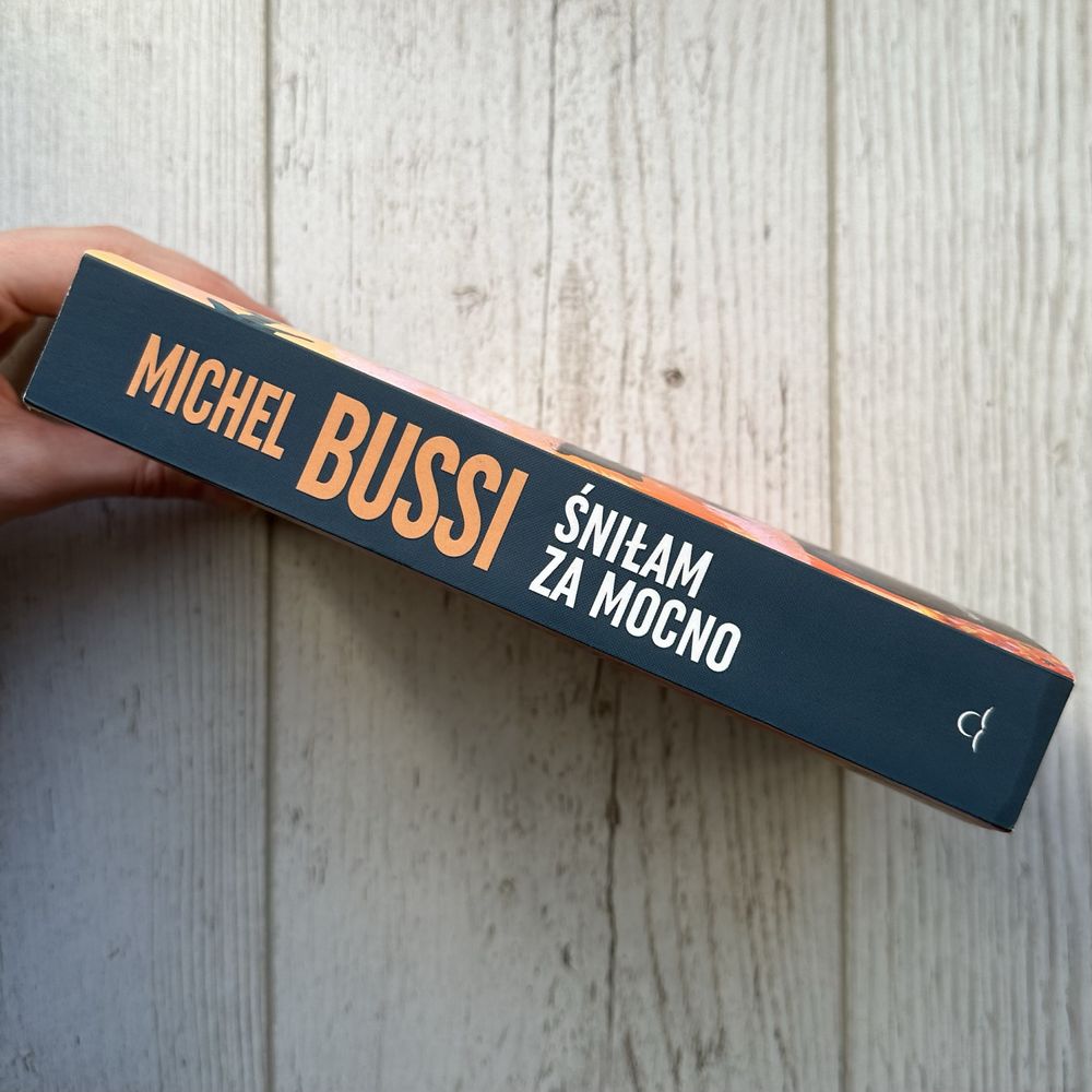 Książka „Śniłam za mocno” Michel Bussi Świat Książki