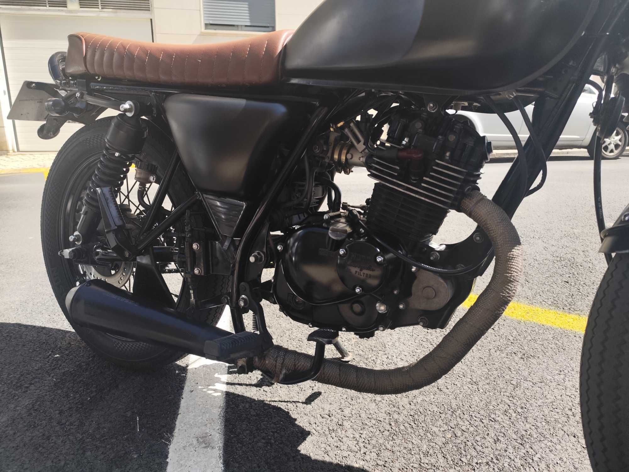Mutt Mongrel 125