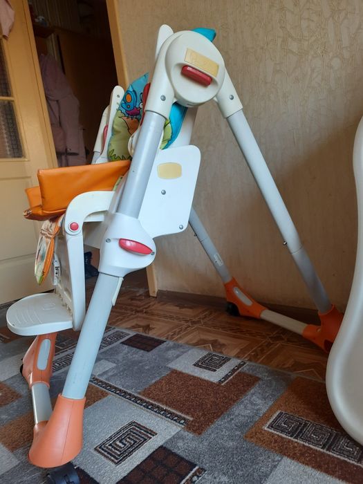 Стілець для годування Chicco Polly 2 в 1