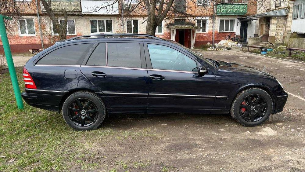 Mercedes-Benz C-Class 2005 Lifted Sport