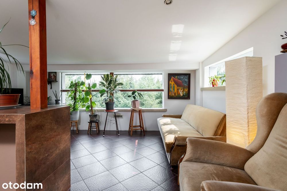 przy lesie I 3 min od S17/S2 I 20 min do Centrum