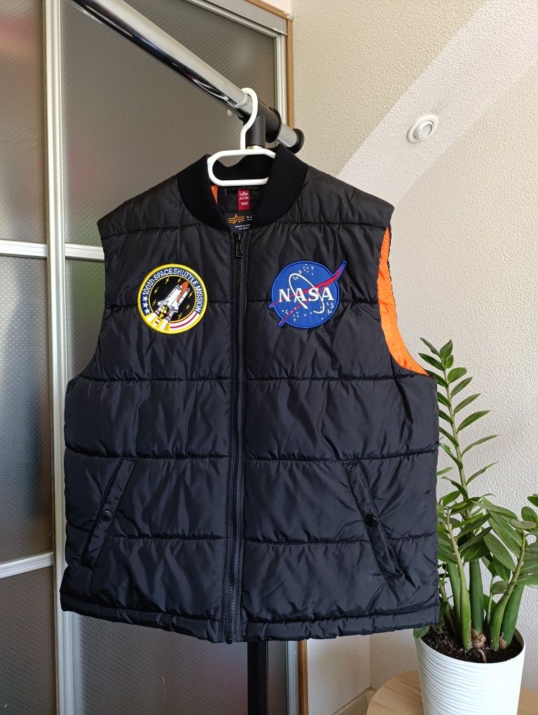 Мужская жилетка alpha industries vest nasa