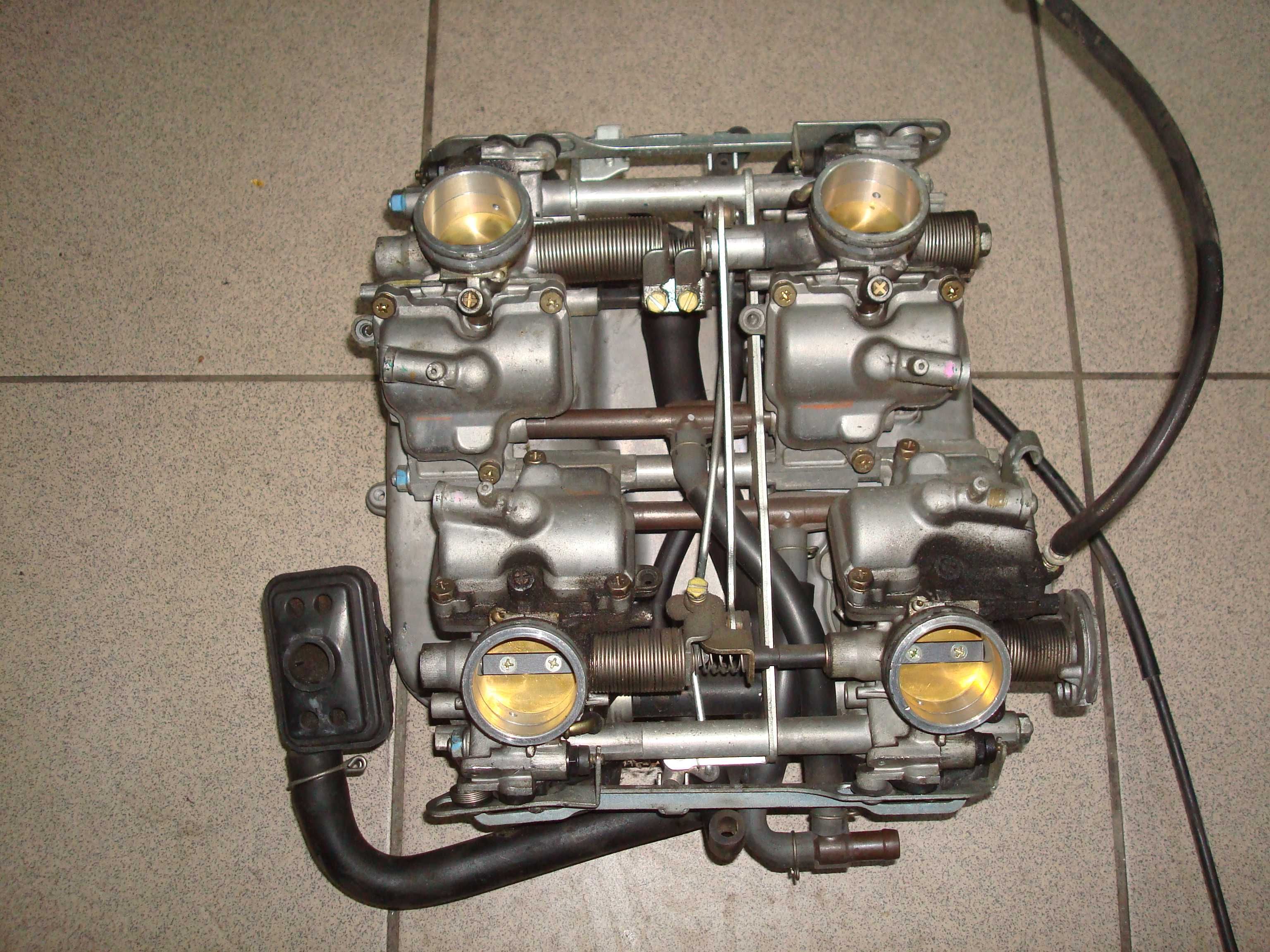 Honda VFR 750 96r gaźniki części