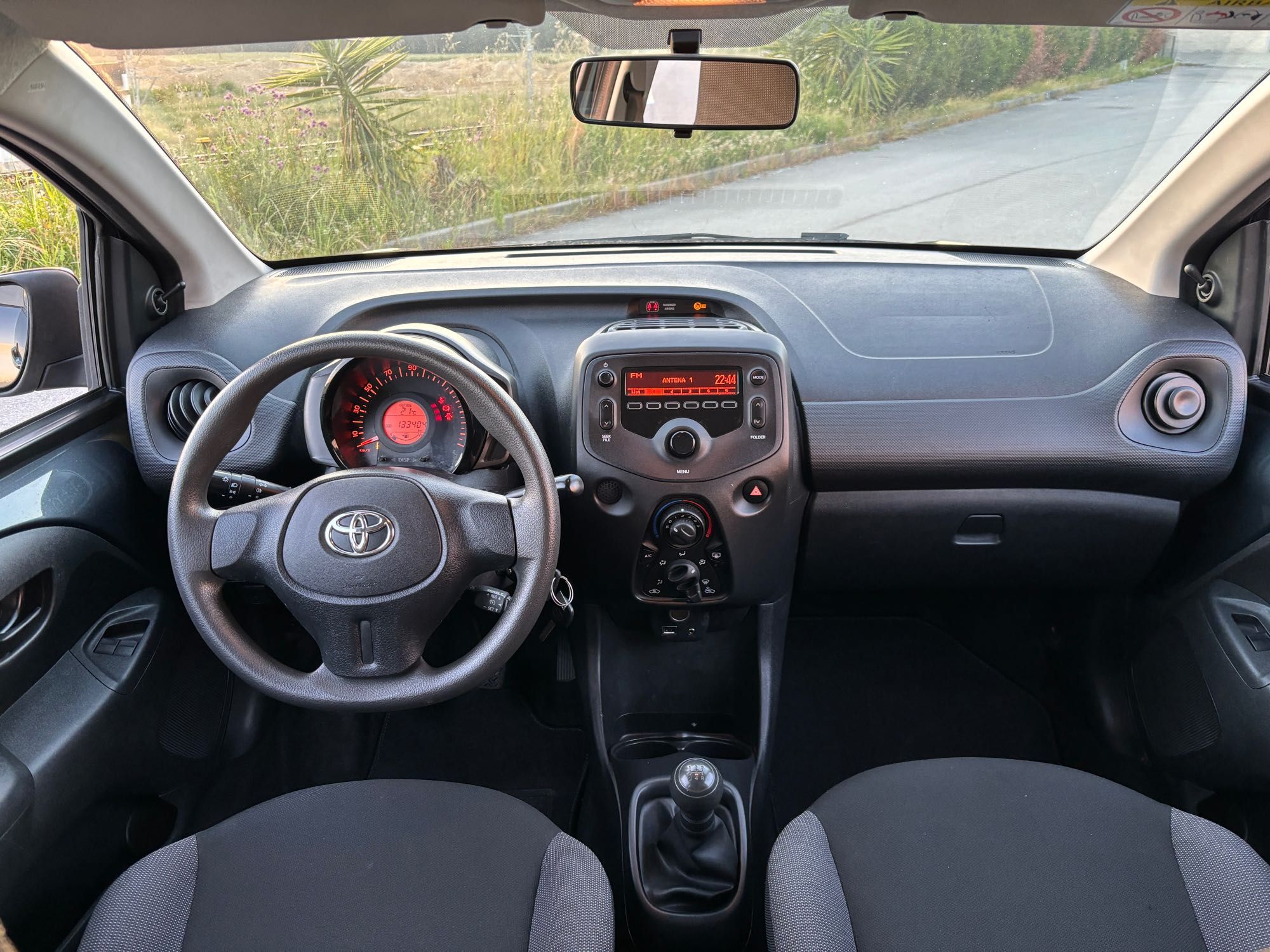 2016 Toyota Aygo X | Excelentes Condições | Garantia