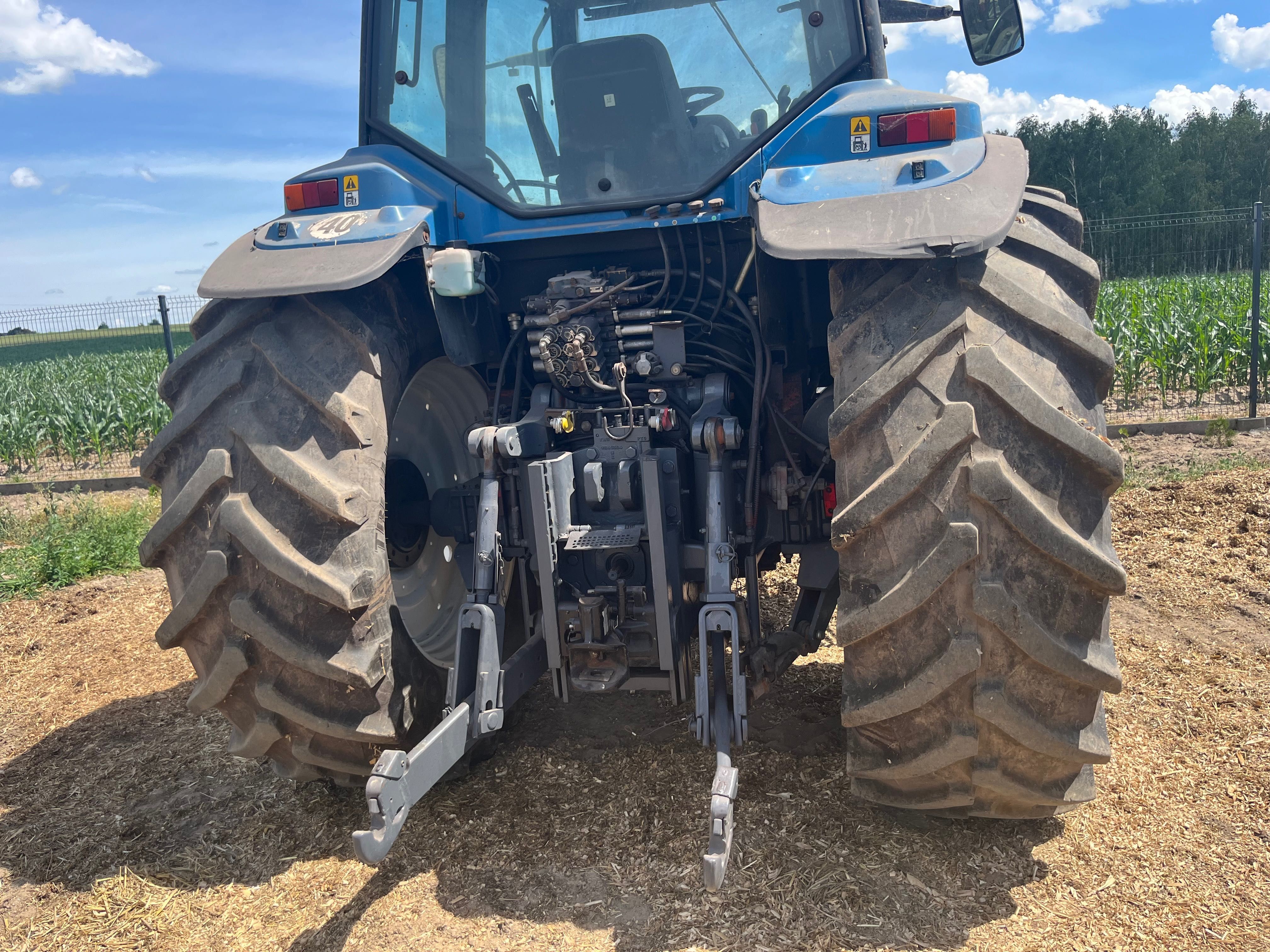 New Holland 8670 Ford