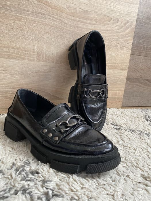 Лофери жіночі шкіряні