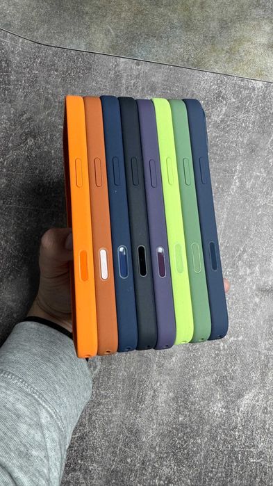 Чохол Silicone Case MagSafe з кнопкою + Animation iPhone 17 17 Pro Max