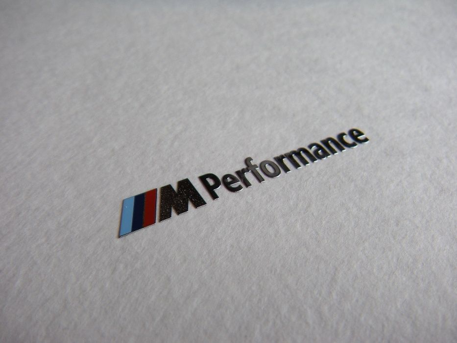 Наклейка Performance металлическая BMW E39 E46 E70 E90 F10 F15 F30 БМВ