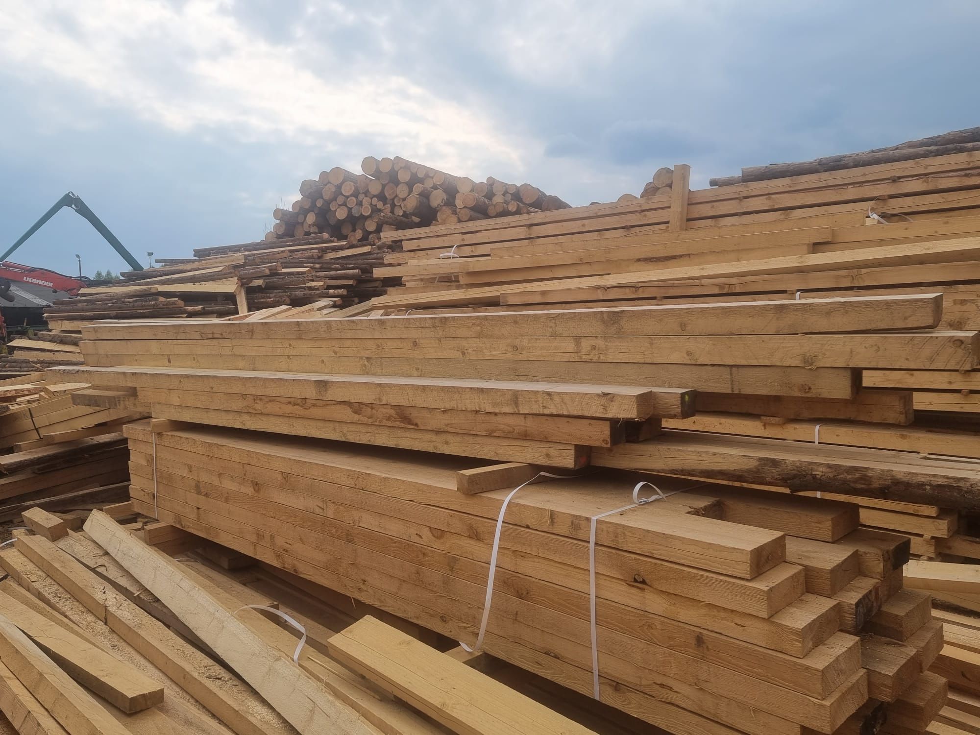 Tartak, Więźba dachowa CNC, klasy C24 i GL 24 rozładunek HDS