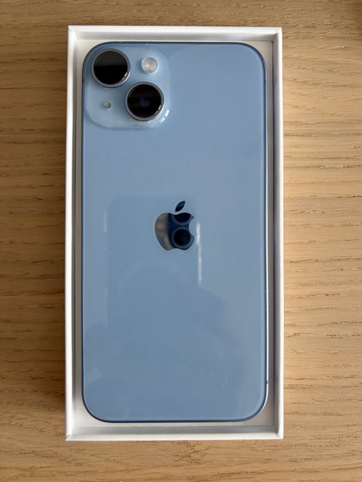 Iphone 14 niebieski