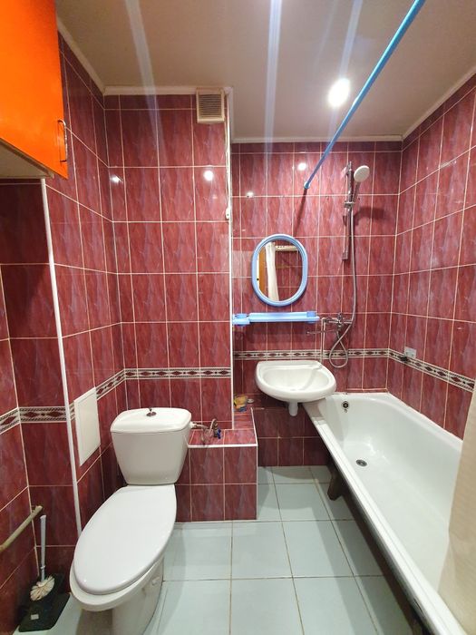 1к, Драгоманова 8а, 45м2, генератор, метро Позняки 15 мин